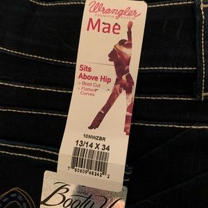 Wrangler Mae Booty Up Jeans